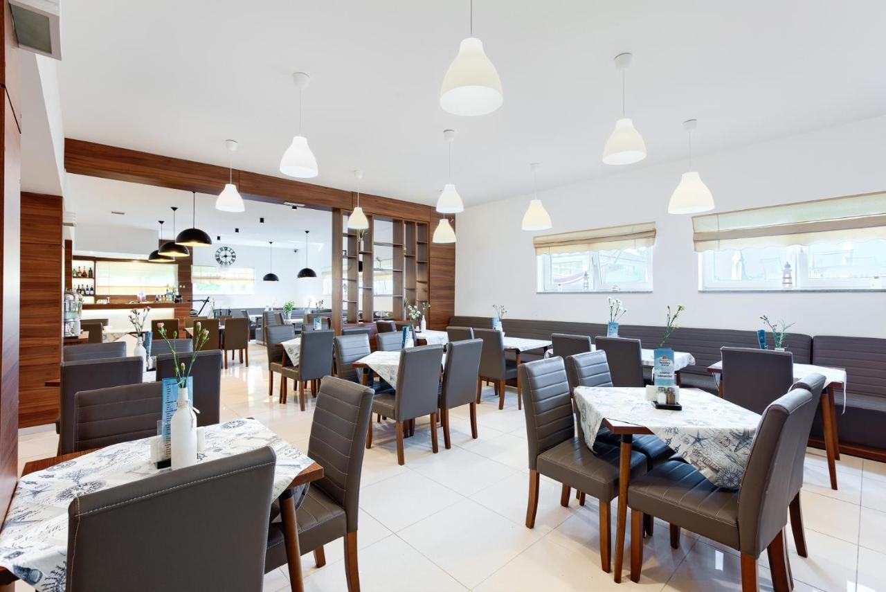 Resort Holiday Home Centrum Opieki I Rehabilitacji ยารอสวาเวียซ ภายนอก รูปภาพ